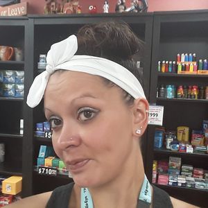 Meet your Posher, Andrea